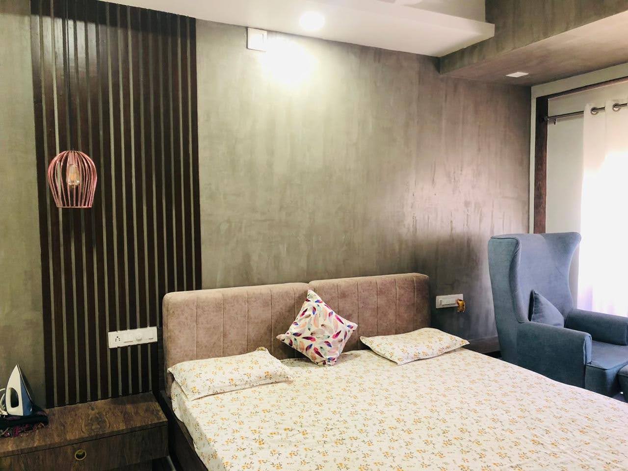 Modern Minimalist Haven - Photo 15