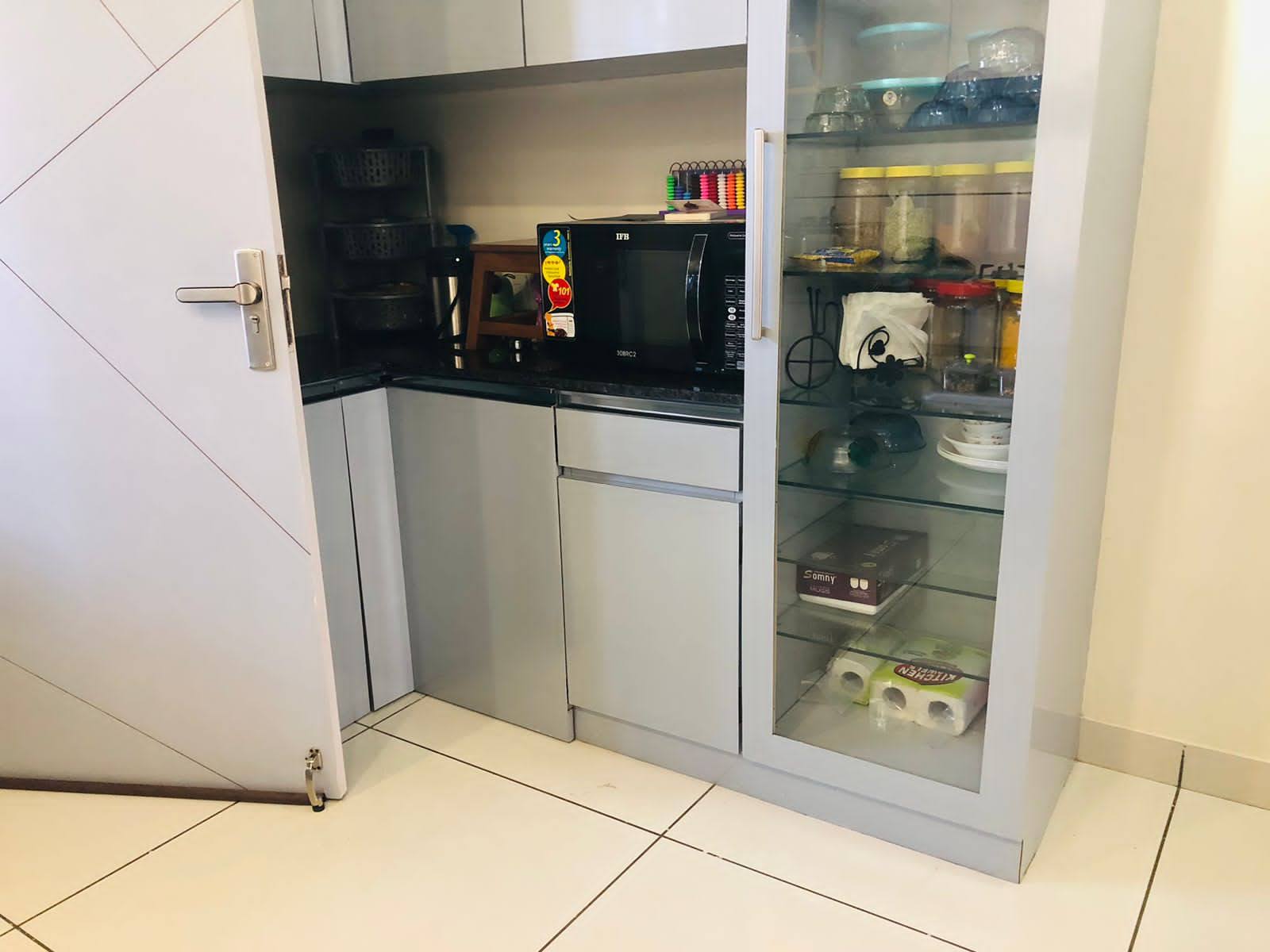 Modern Minimalist Haven - Photo 16