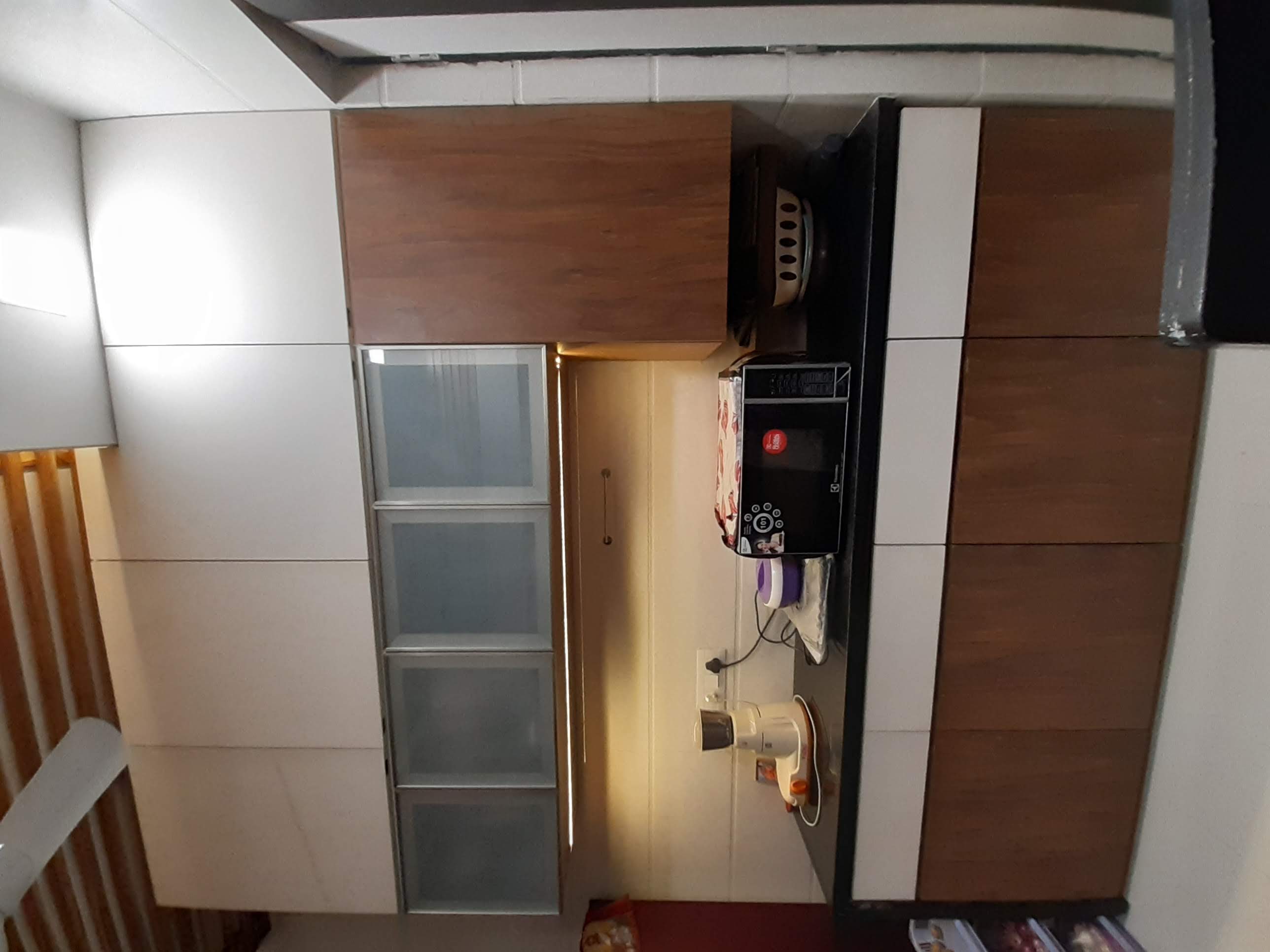 Luxe Urban Residence - Photo 2