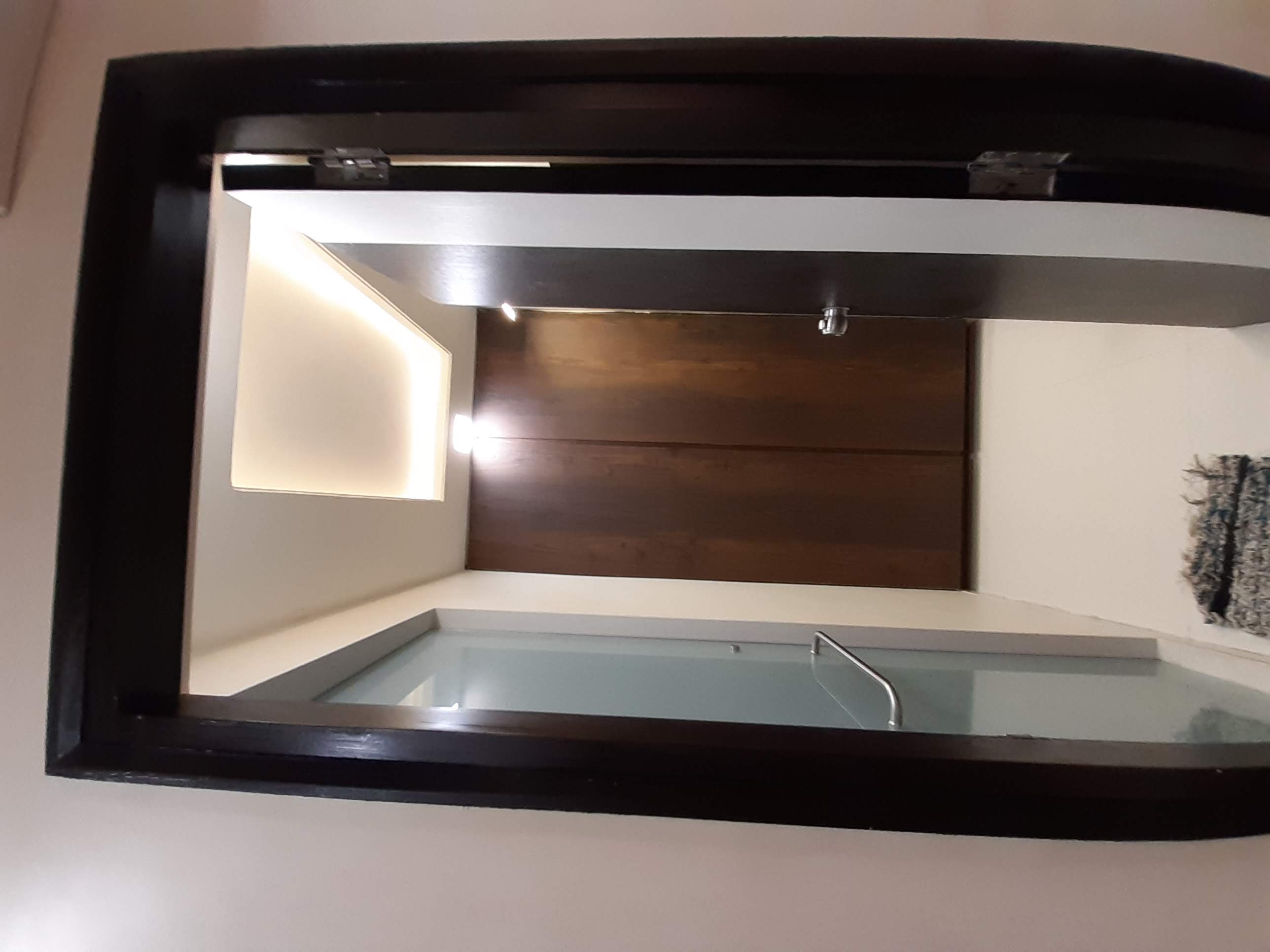 Luxe Urban Residence - Photo 11