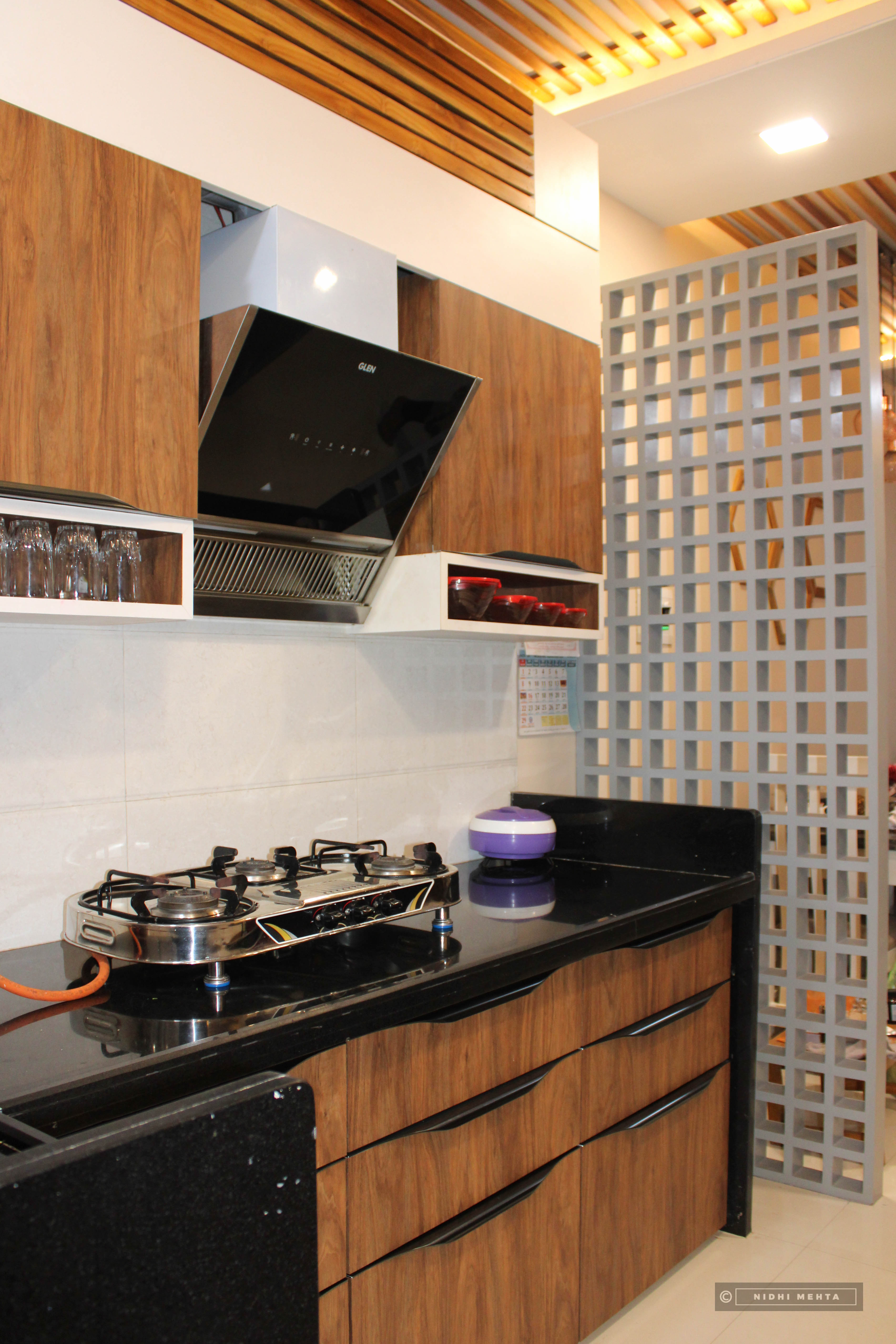 Luxe Urban Residence - Photo 42