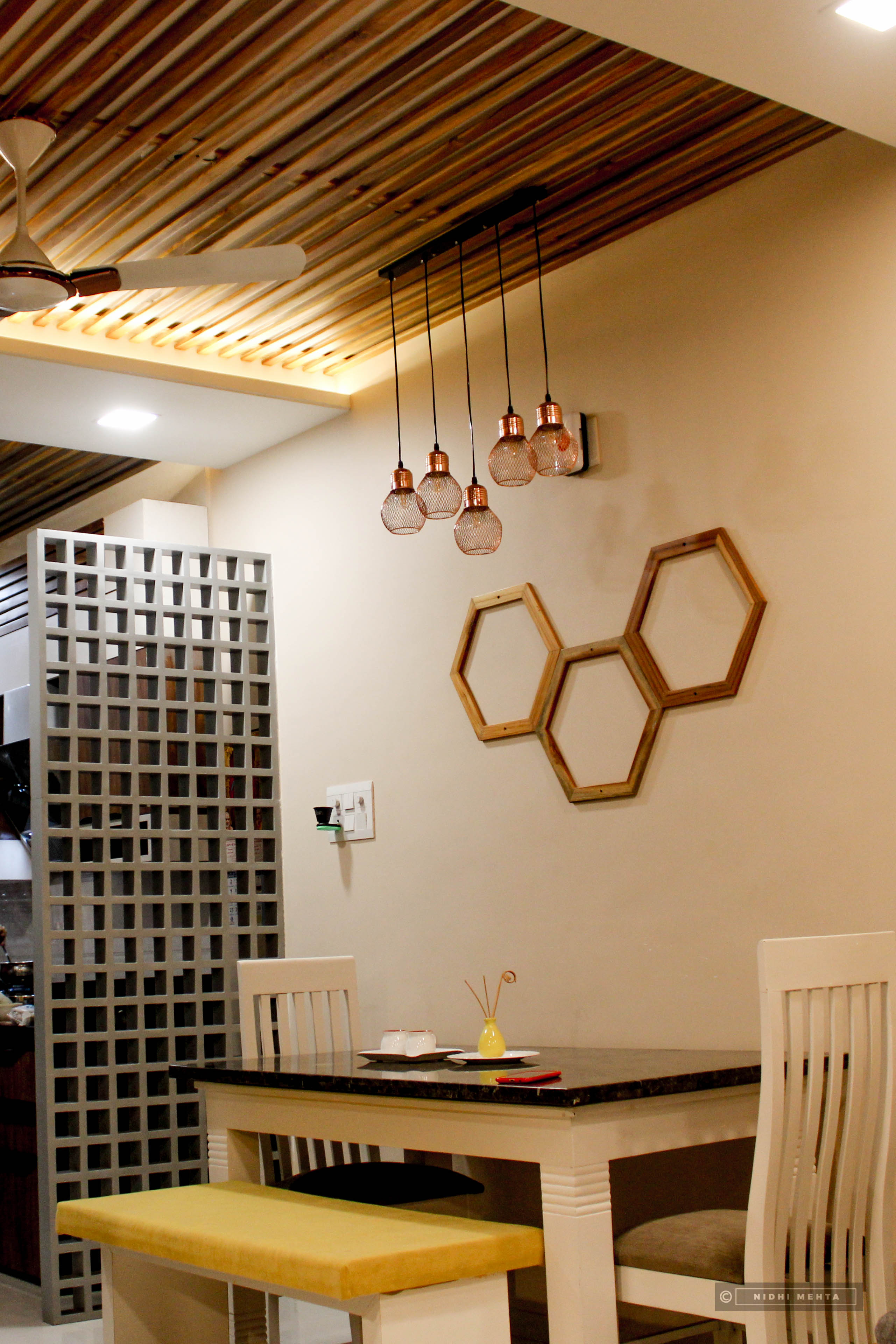 Luxe Urban Residence - Photo 54