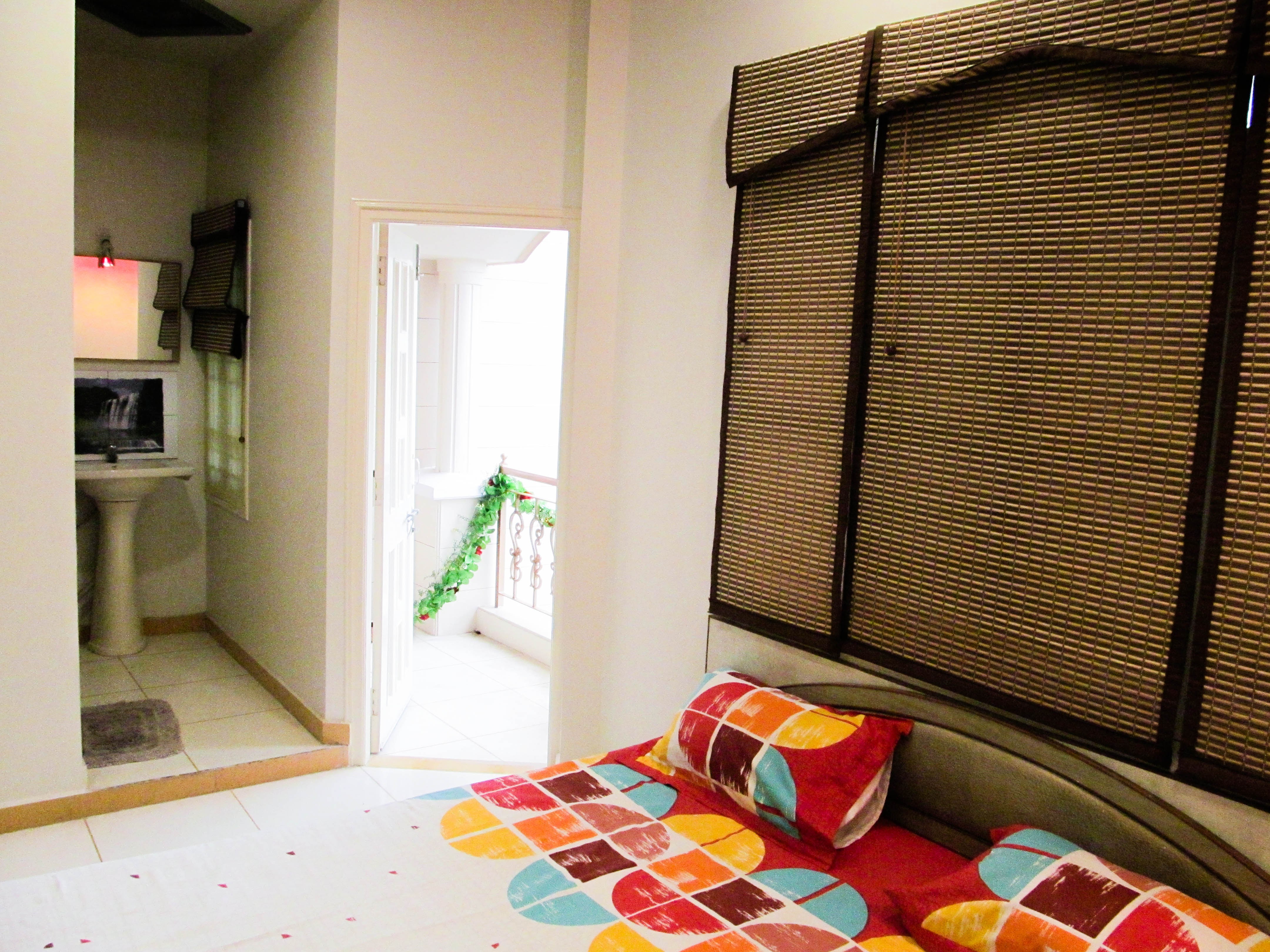 Serene Family Sanctuary - Photo 7