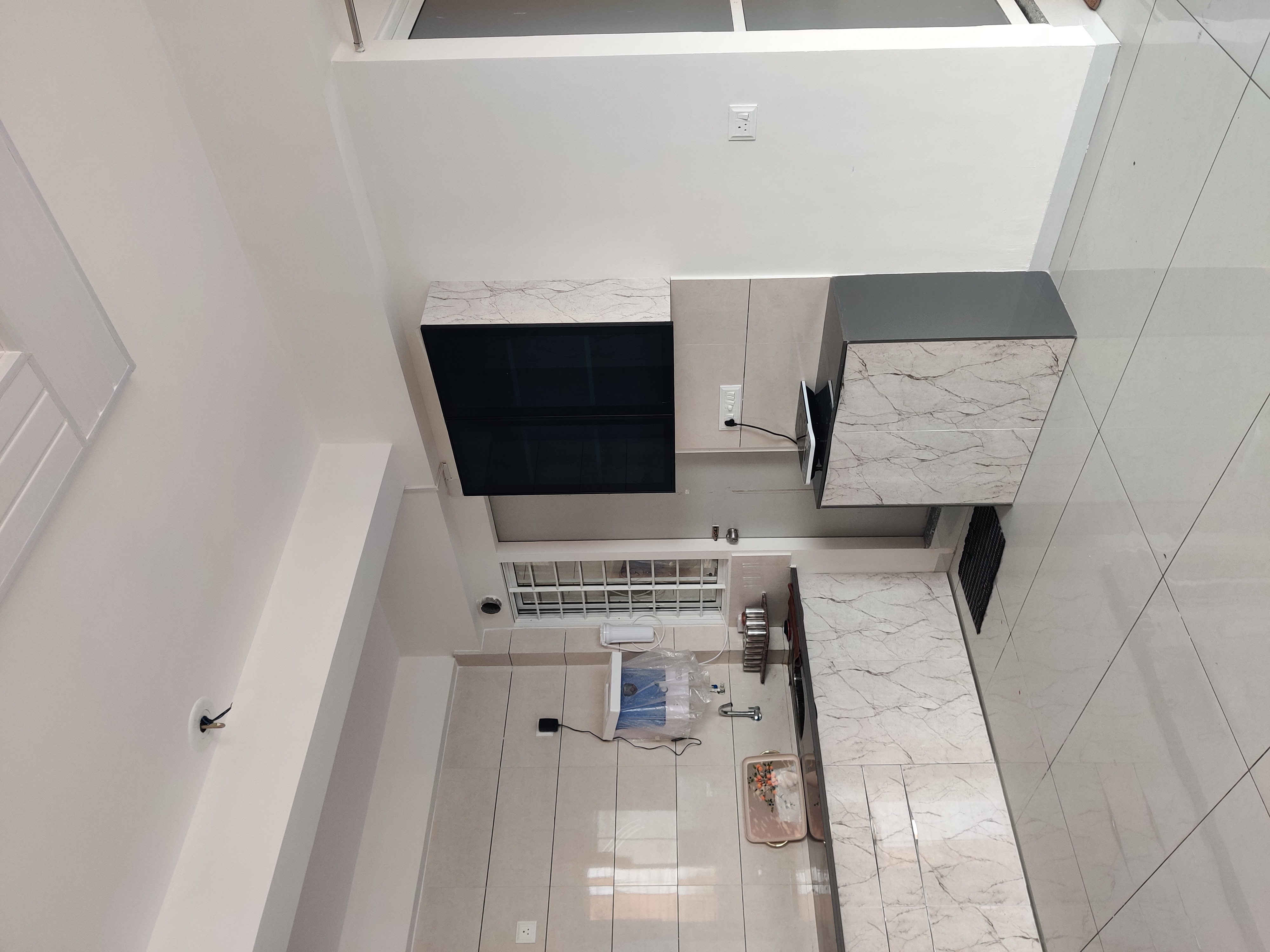 Contemporary Lakeside Living - Photo 3