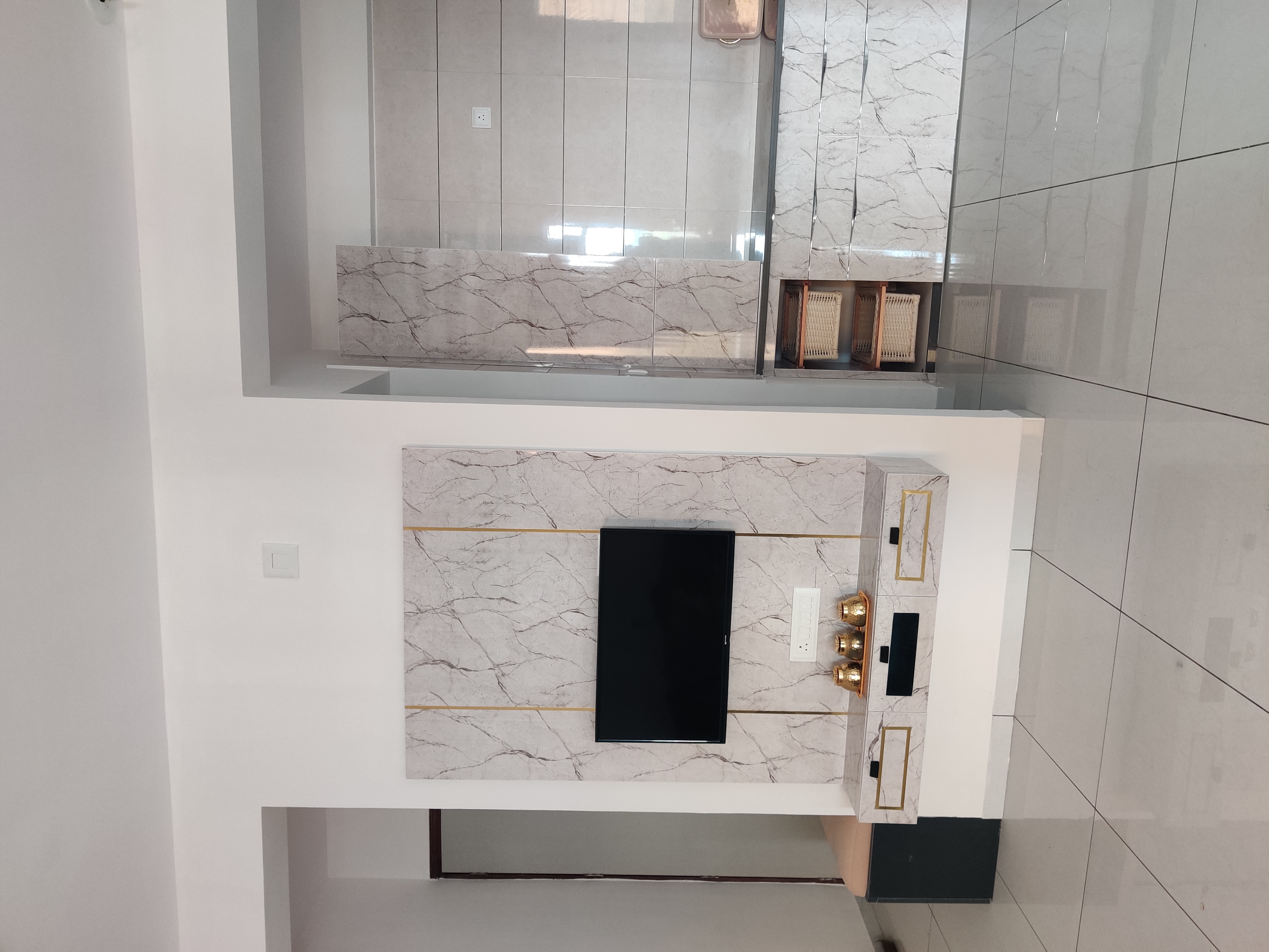 Contemporary Lakeside Living - Photo 6