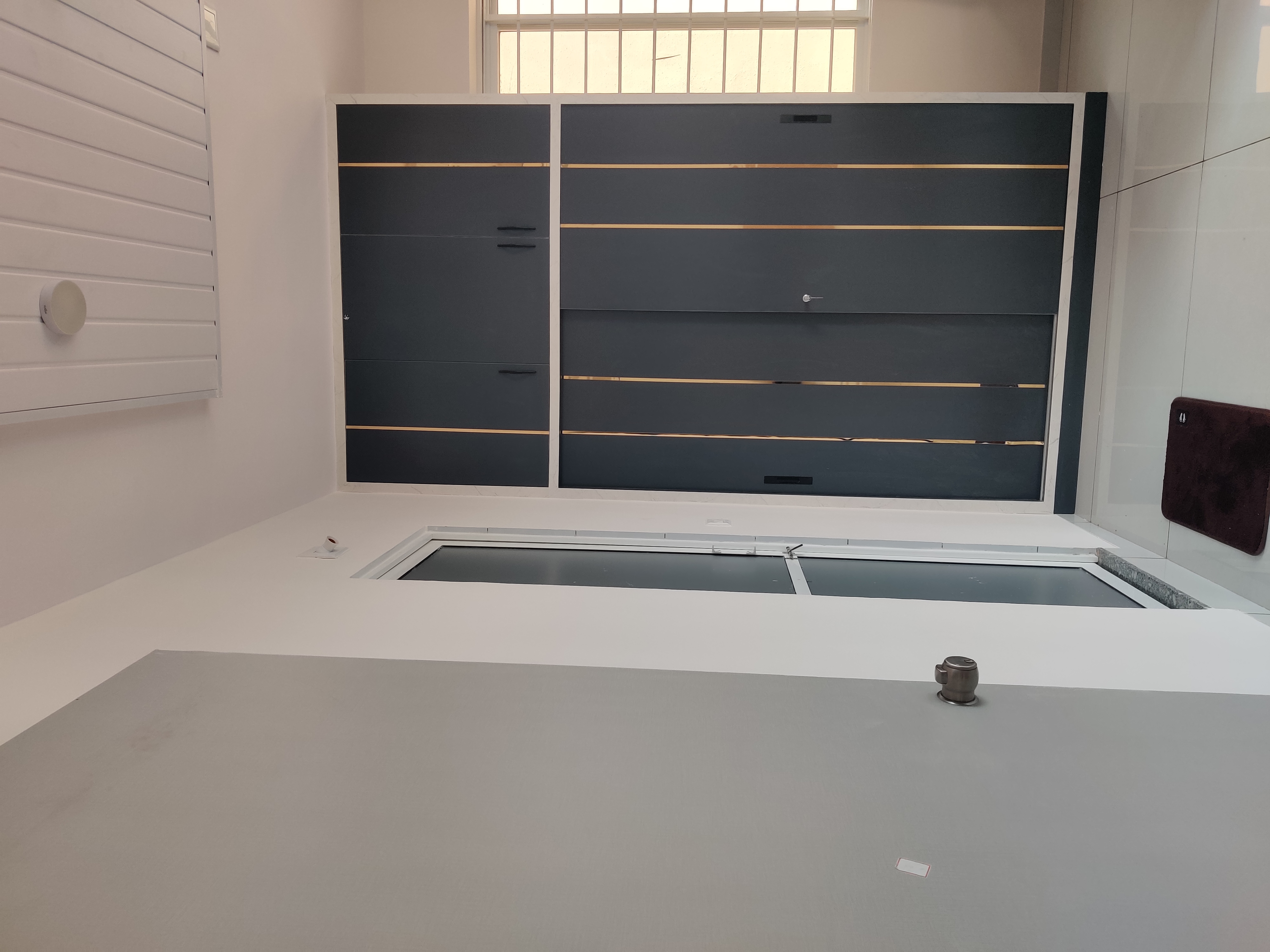 Contemporary Lakeside Living - Photo 12