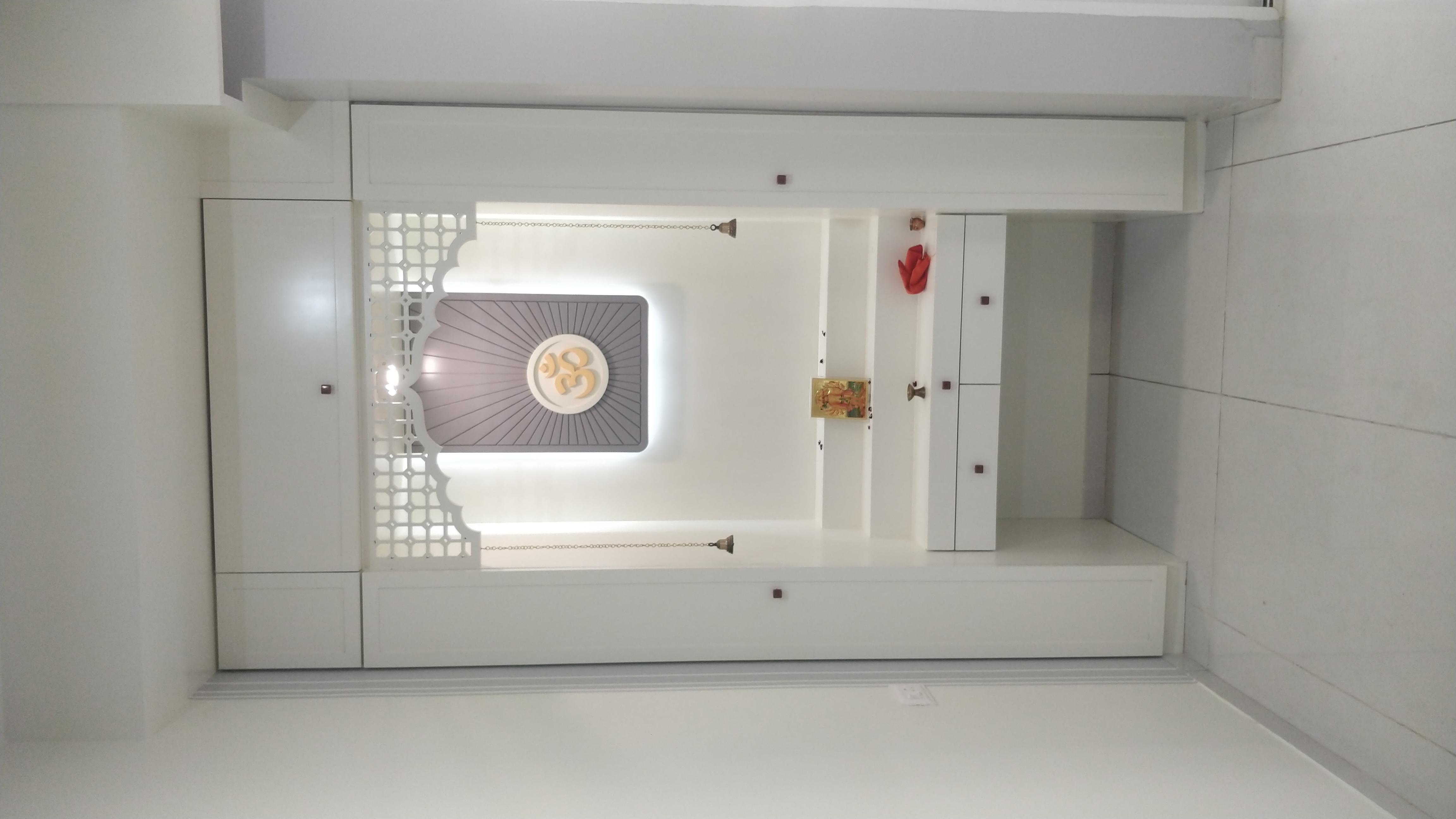 Compact Elegance - Photo 2