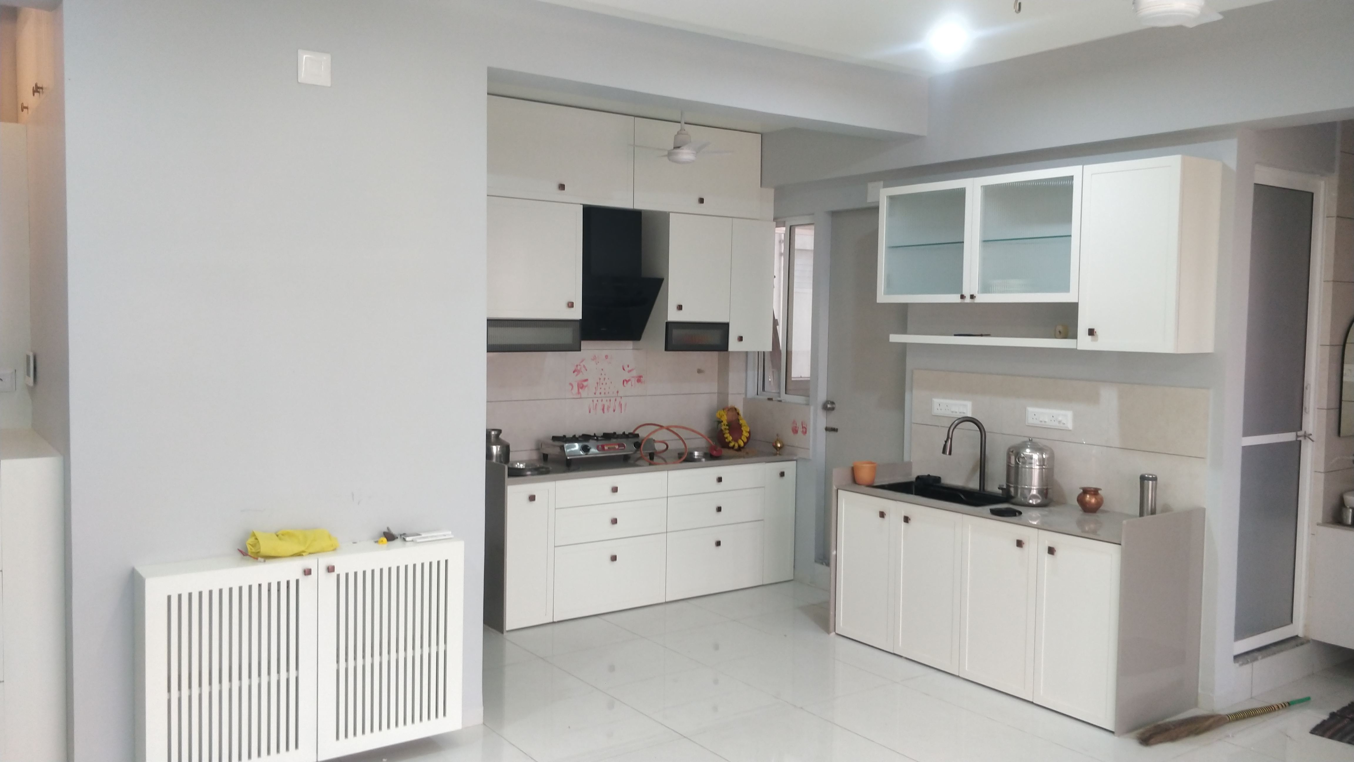 Compact Elegance - Photo 3